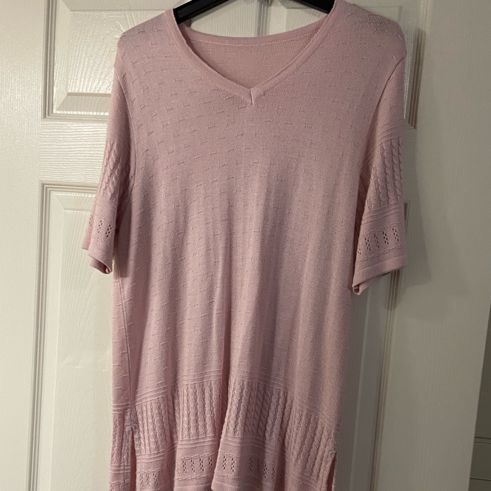 Lightweight sweater tunic